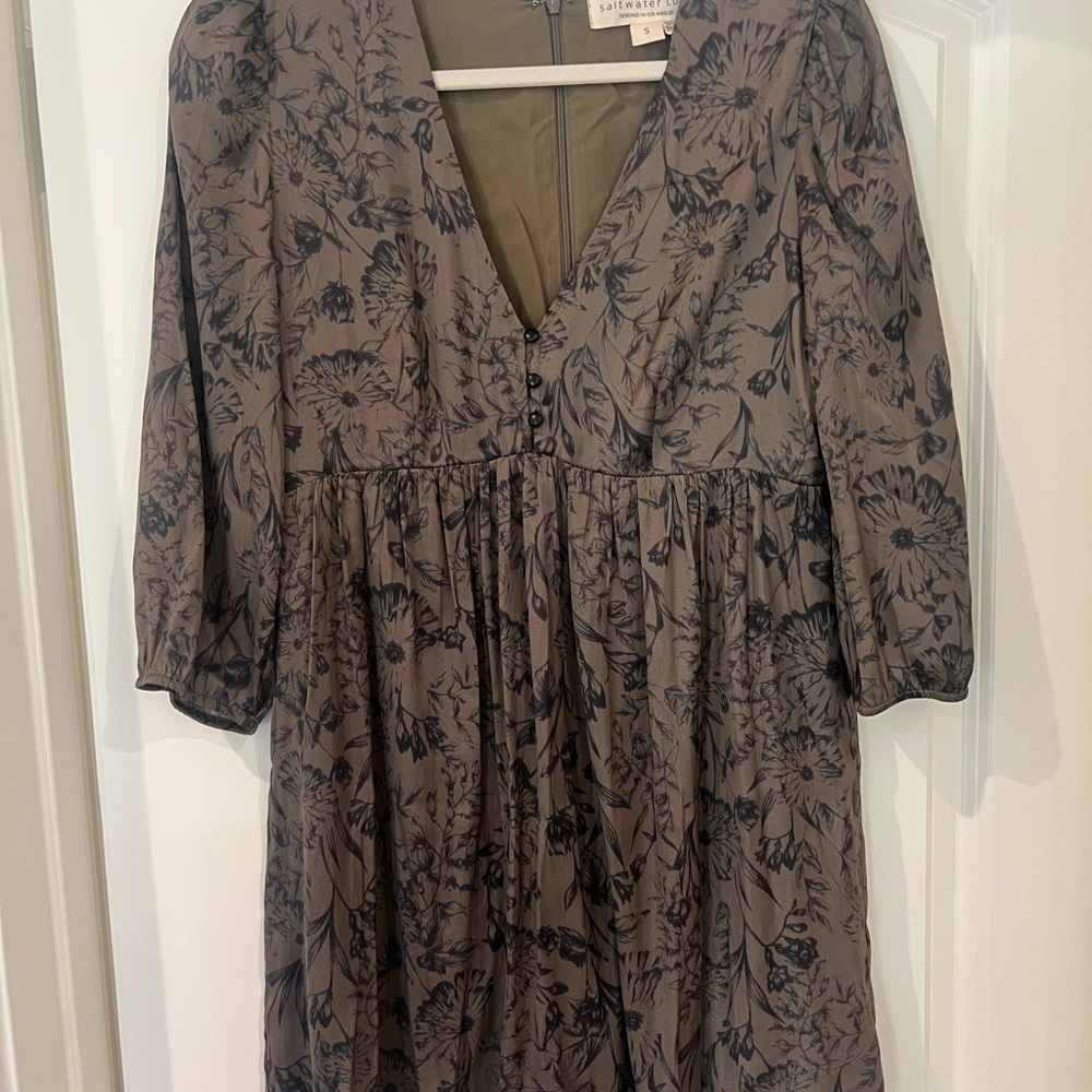 Saltwater LUXE Charcoal Floral Long Sleeve Dress